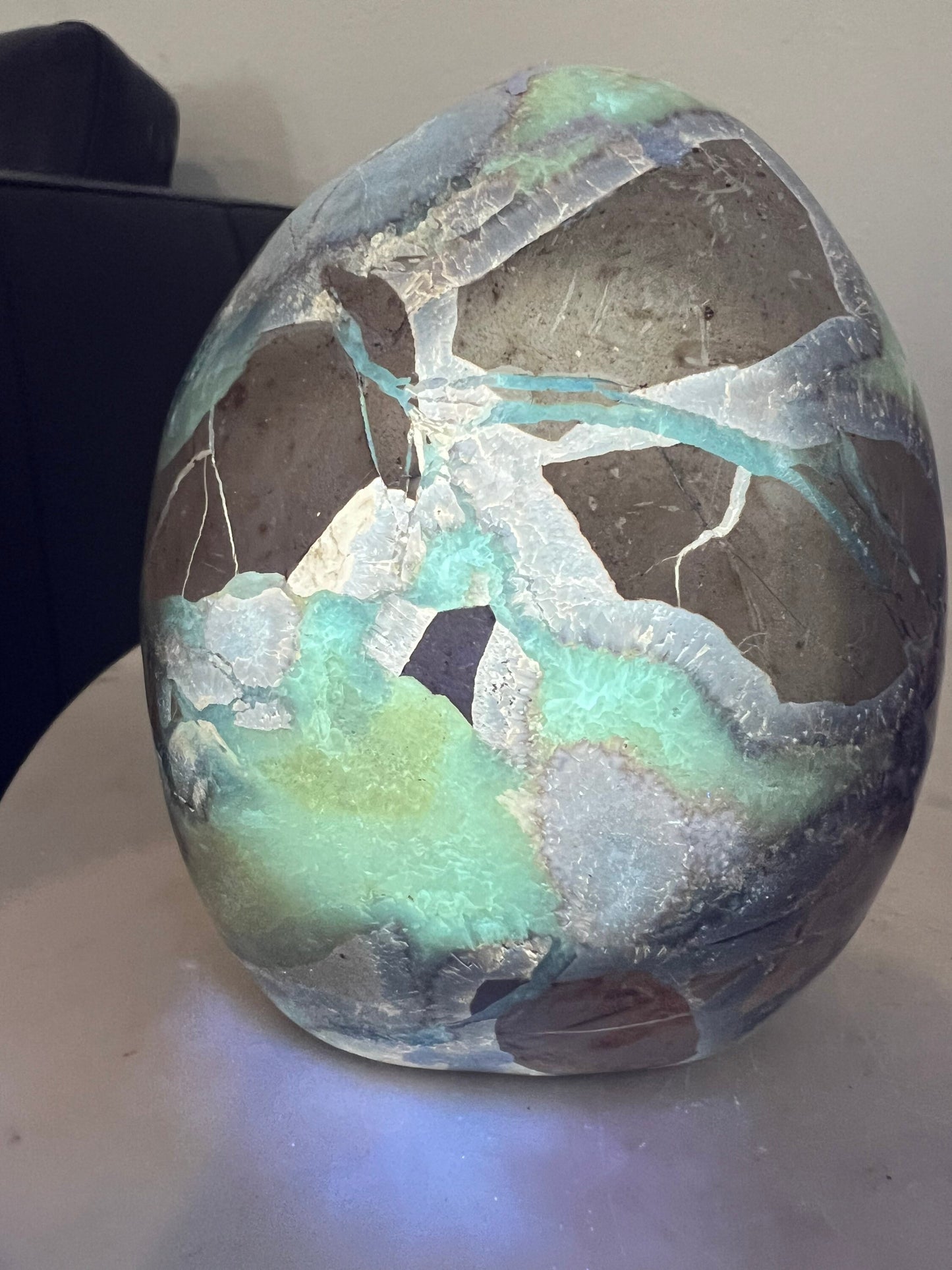 Septarian 1pound 9oz