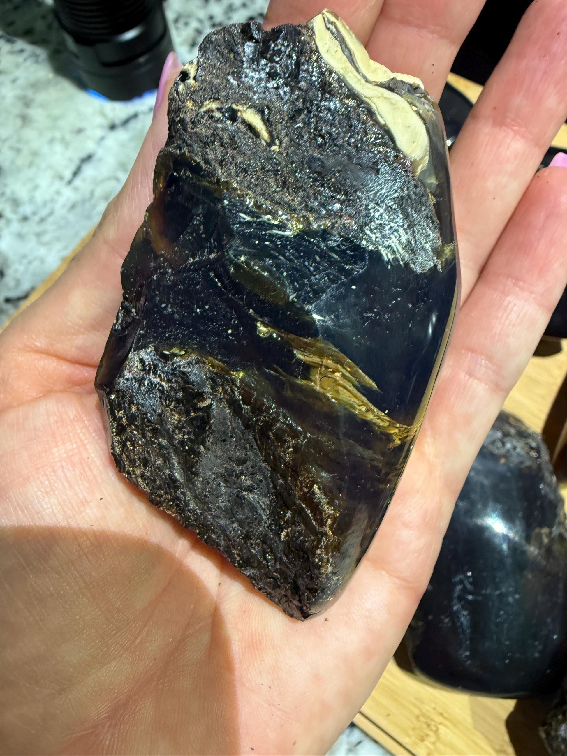 Sumatra Amber you get all 12 clusters total weight is 2pounds.
