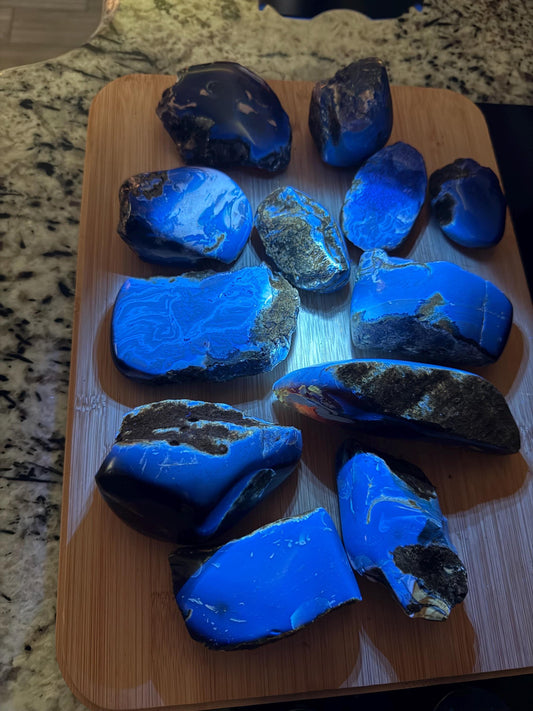 Sumatra Amber you get all 12 clusters total weight is 2pounds.