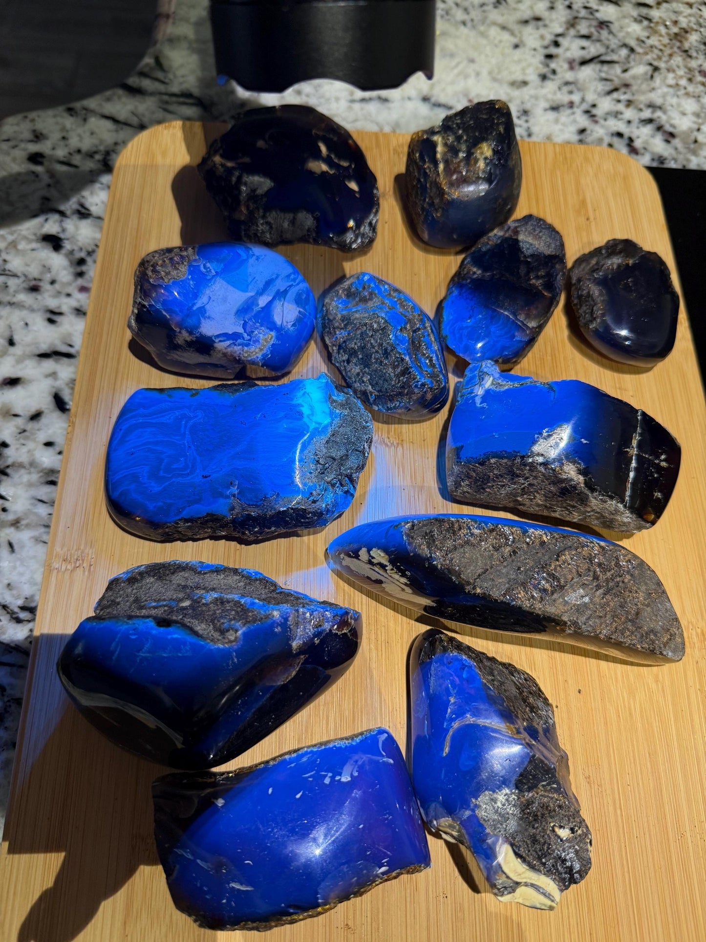 Sumatra Amber you get all 12 clusters total weight is 2pounds.