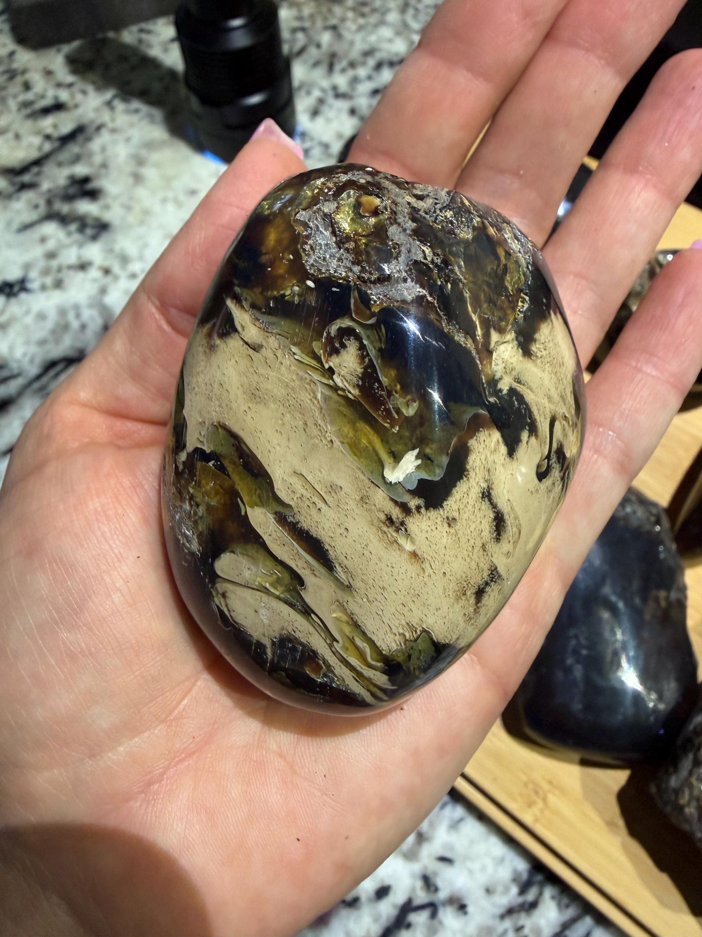 Sumatra Amber you get all 12 clusters total weight is 2pounds.