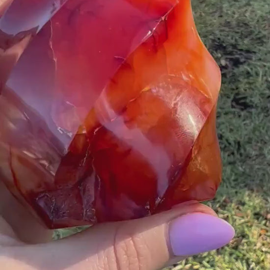Carnelian flame 1pound 1oz