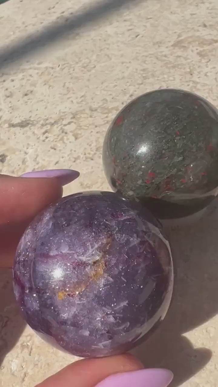 3. Small spheres total weight is 338grams