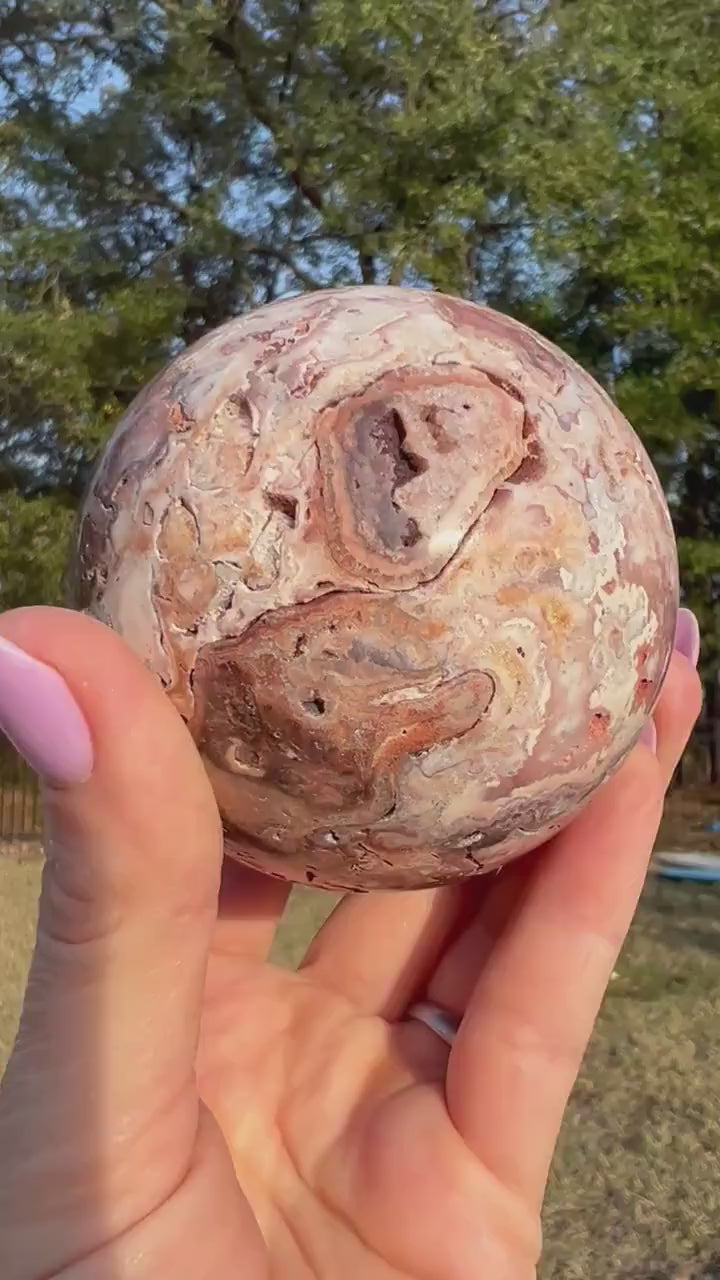 Crazy lace agate sphere 71 mm 1lb