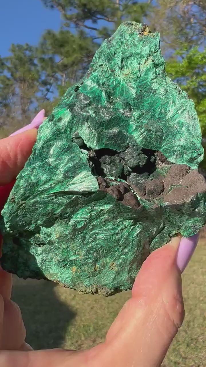 Rough natural malachite 432grams