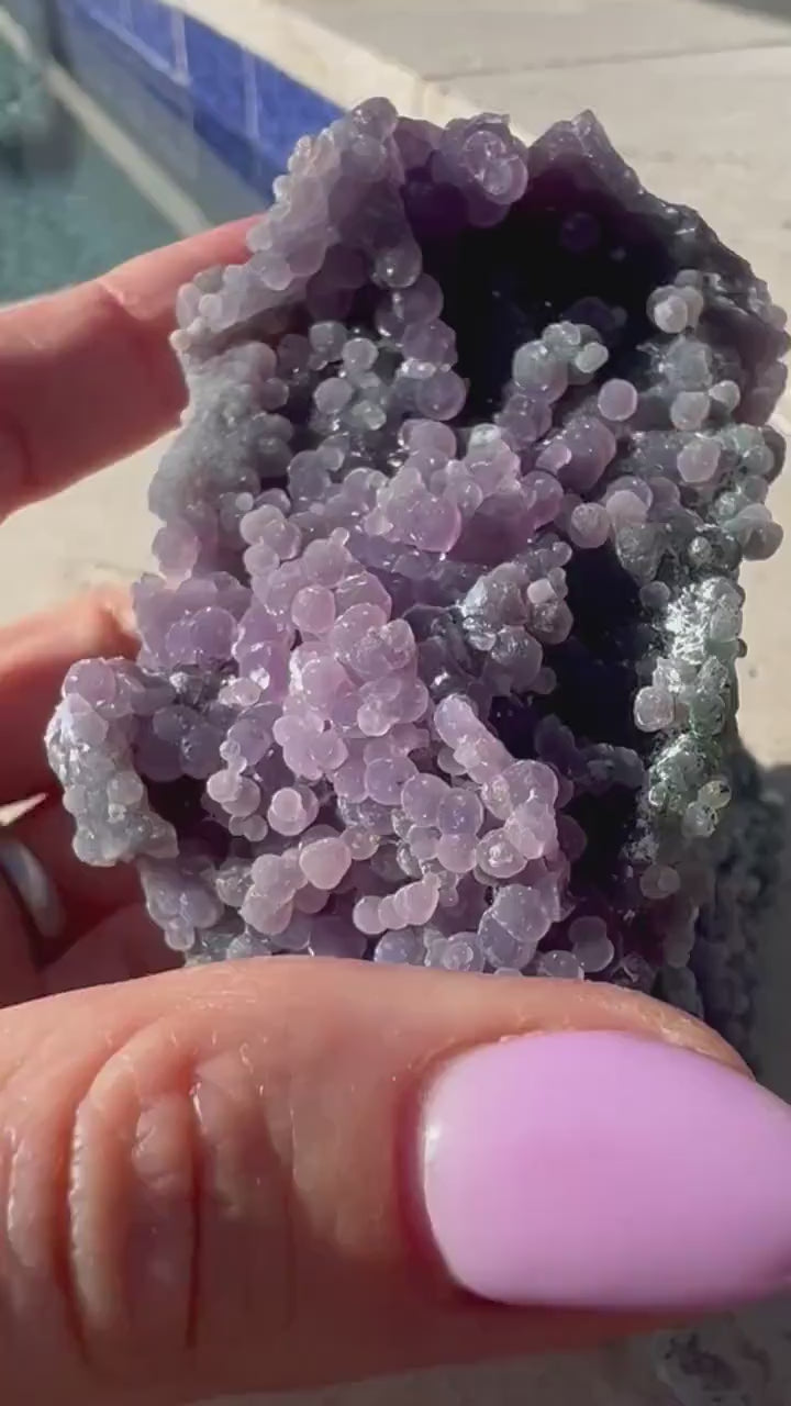 2 Grape agate cluster total Weight 216grams.