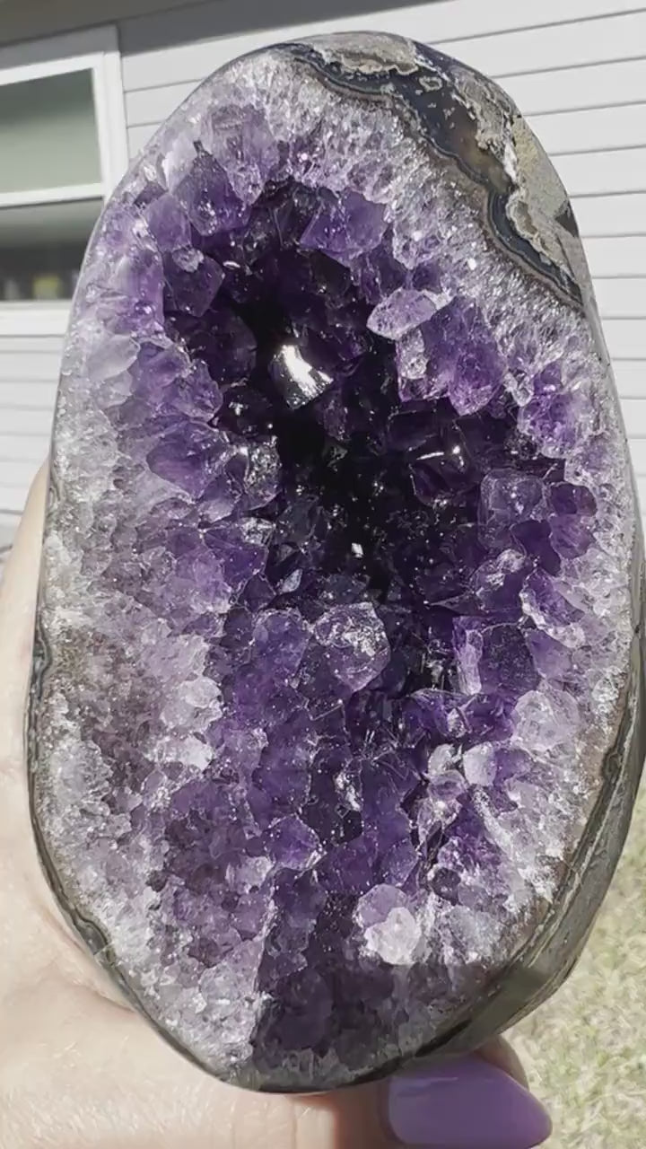 Amethyst on stand total weight 2pounds 4oz