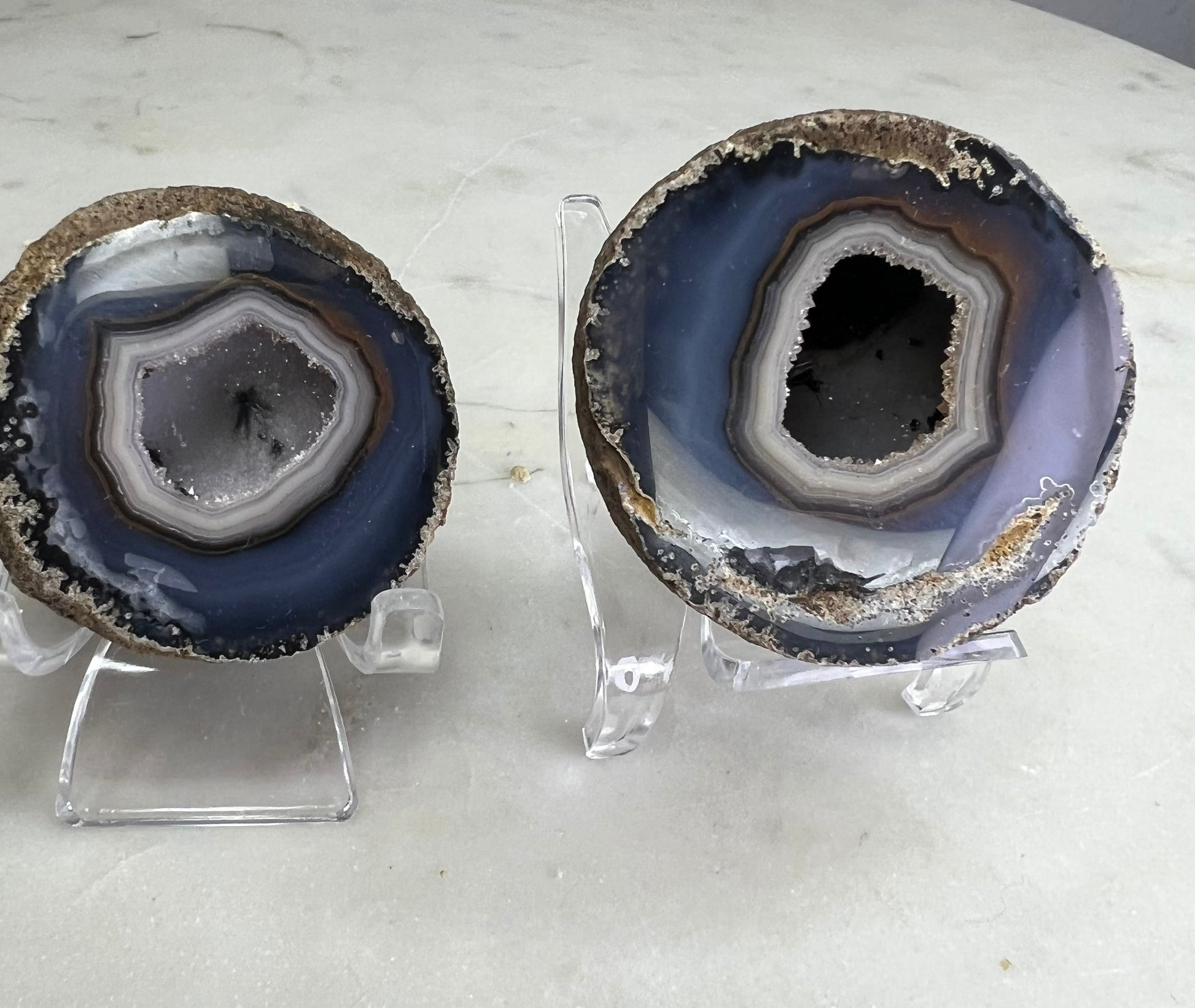 2piece geode set. 5.7oz almost 2 inches each. Natural from Brazil.