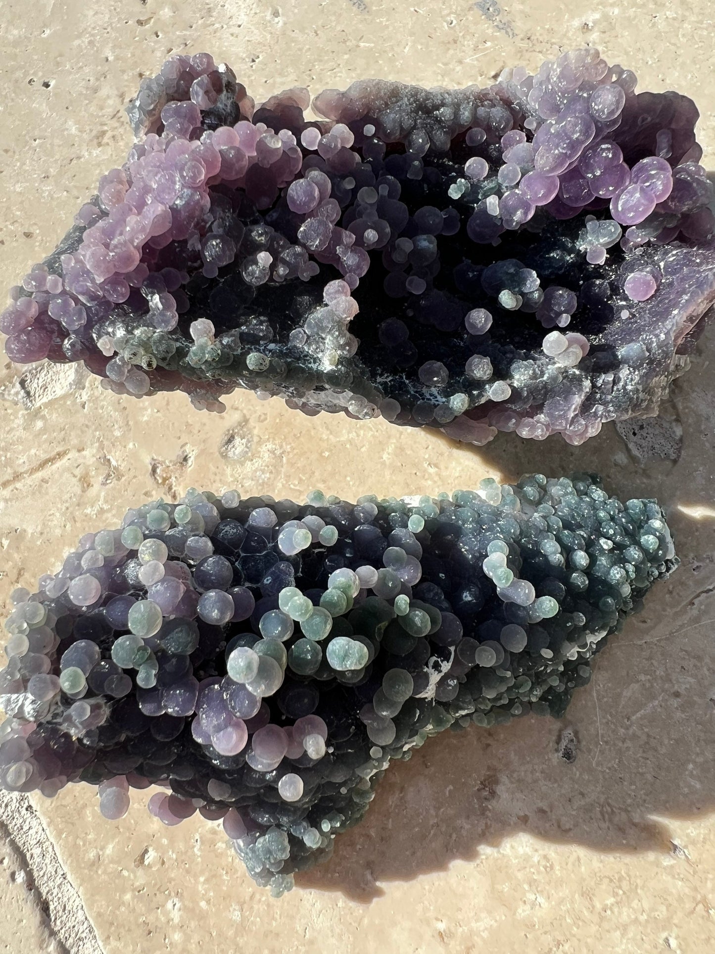 2 Grape agate cluster total Weight 216grams.