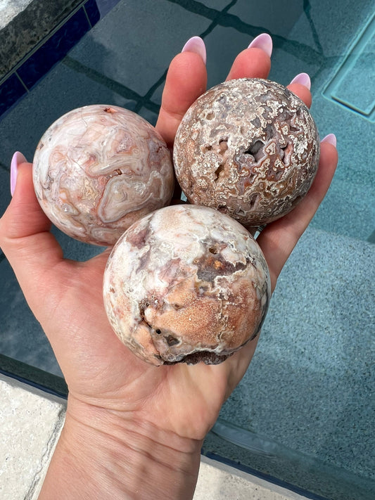 3 crazy lace spheres total weight is 1 pound 6oz