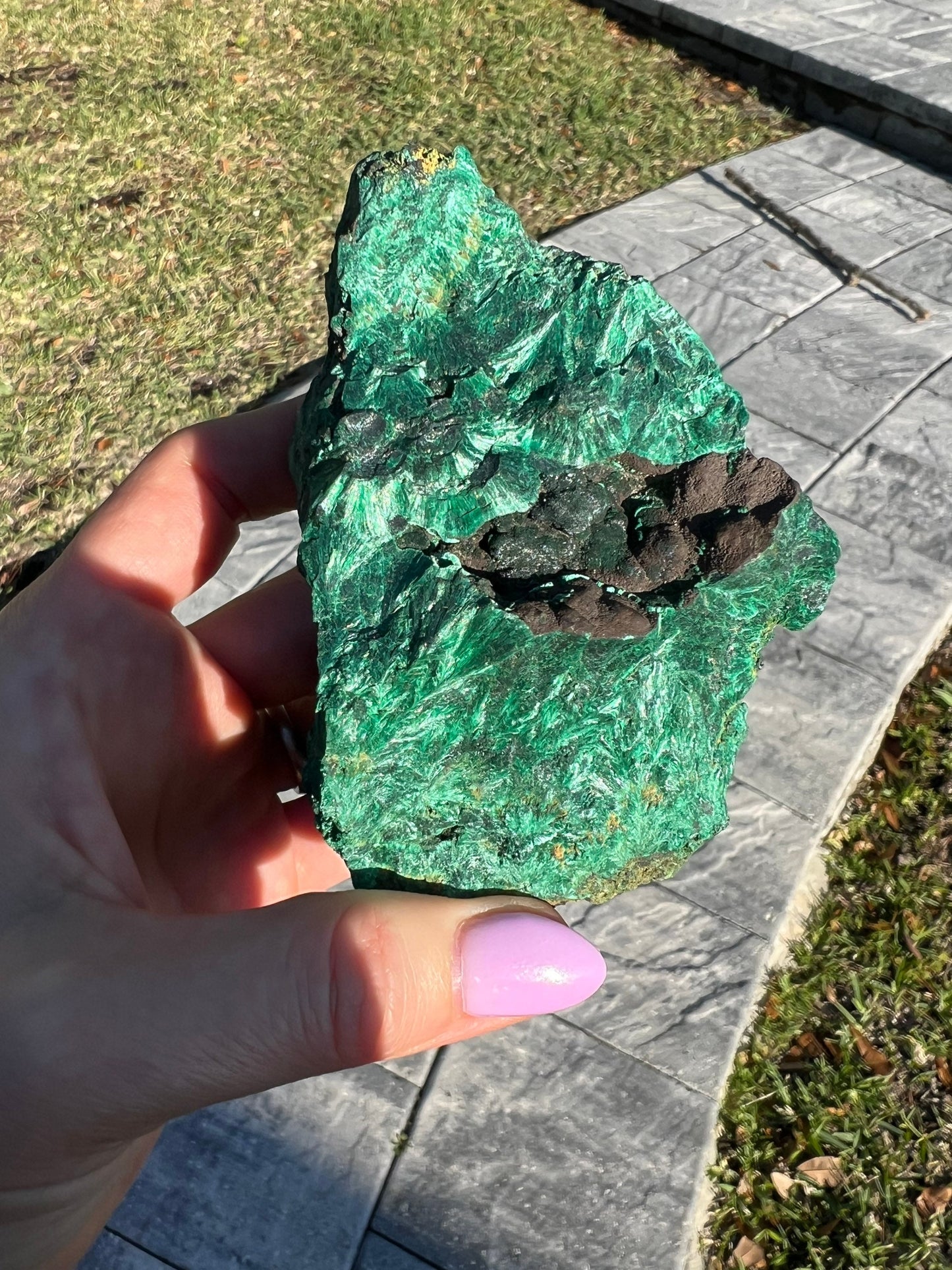 Rough natural malachite 432grams