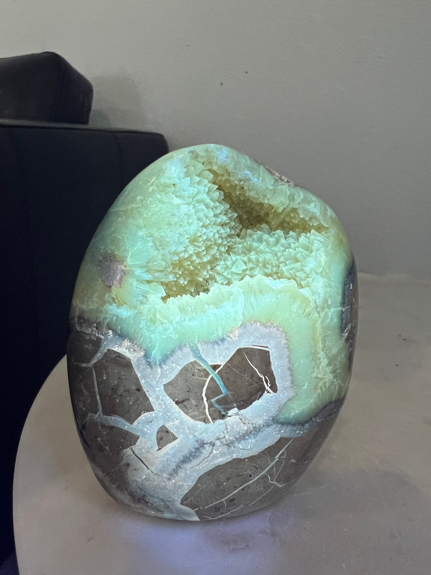 Septarian 1pound 9oz