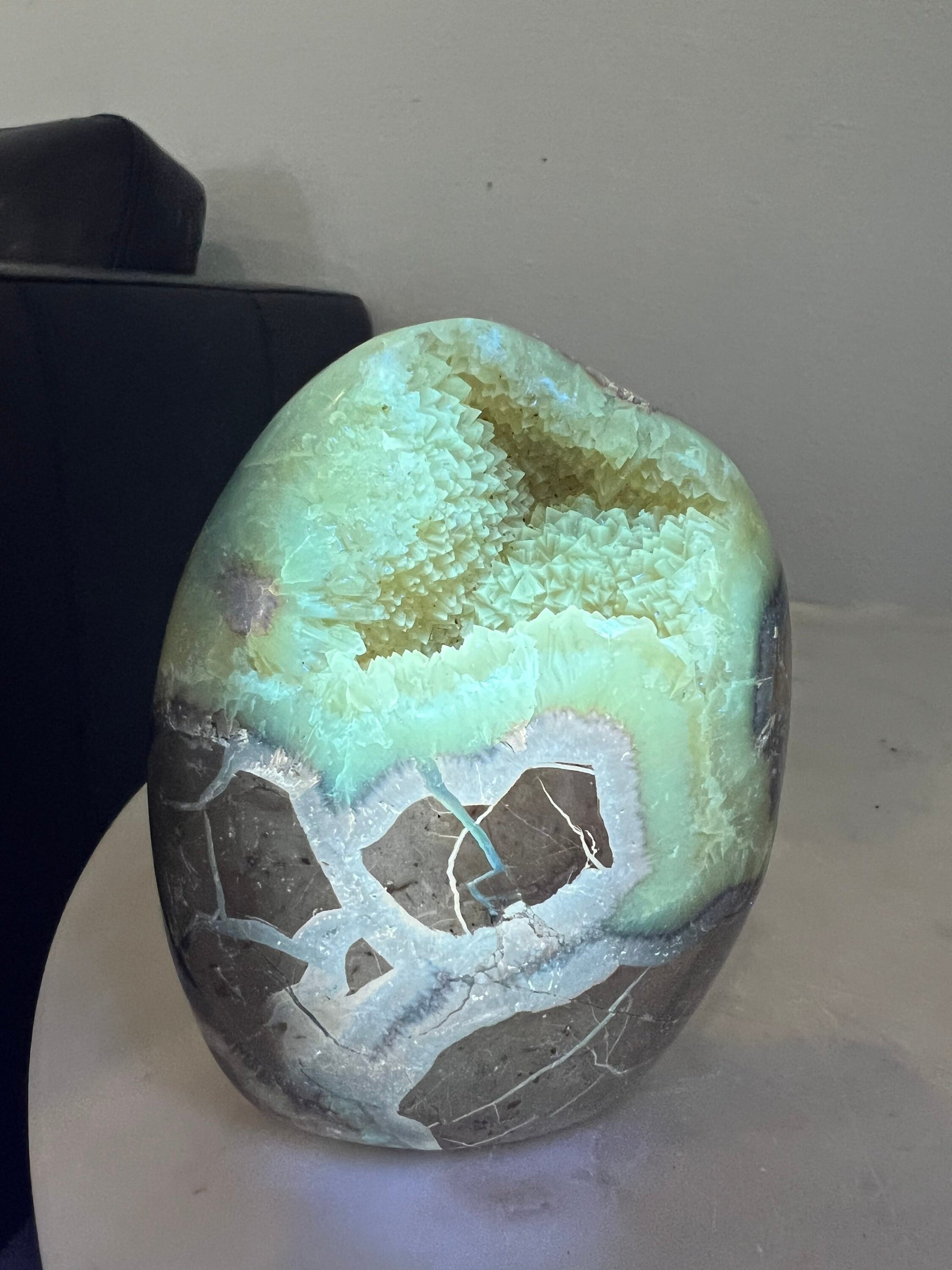 Septarian 1pound 9oz