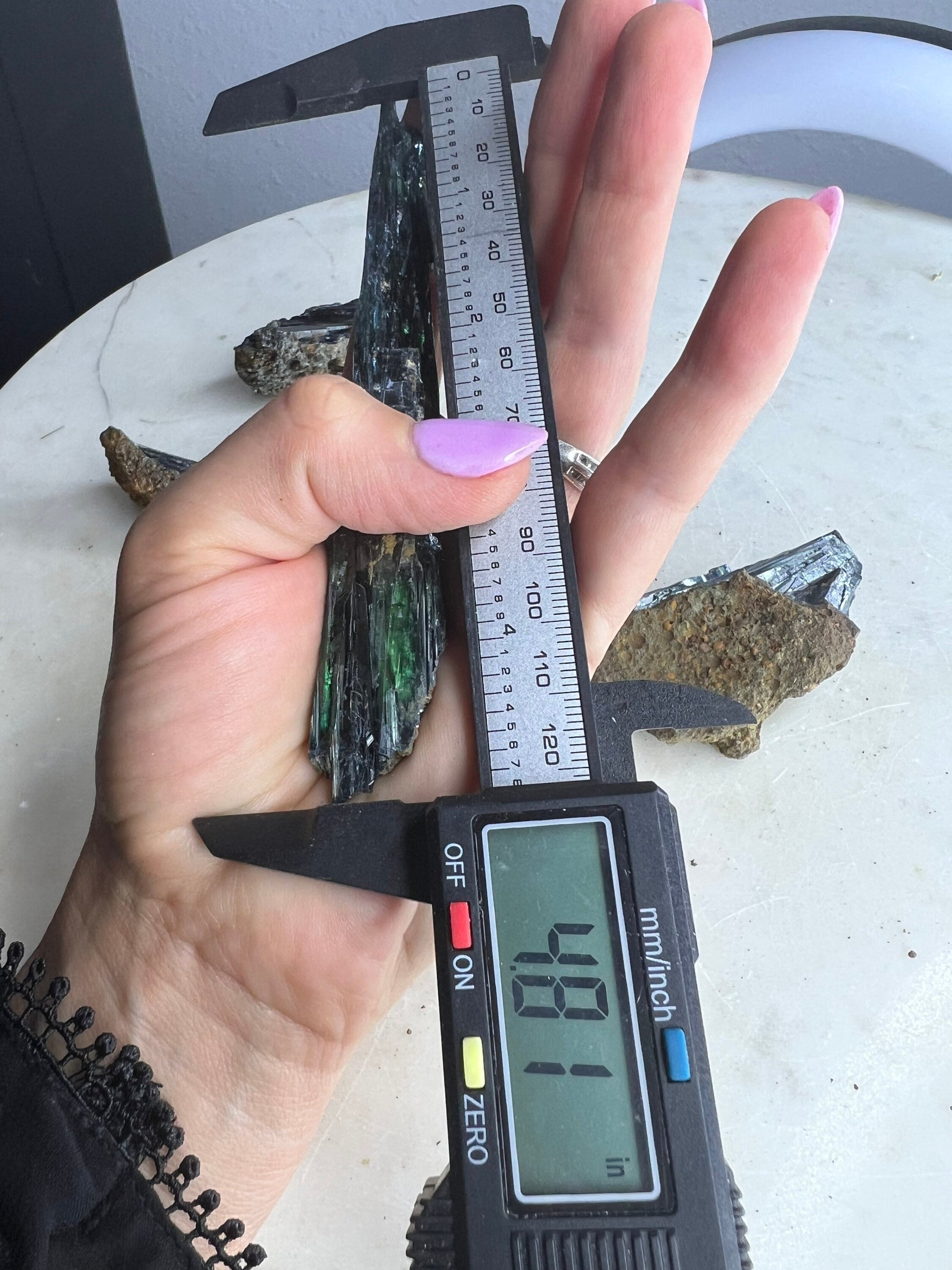 4 Vivianite clusters 218 grams total weight.