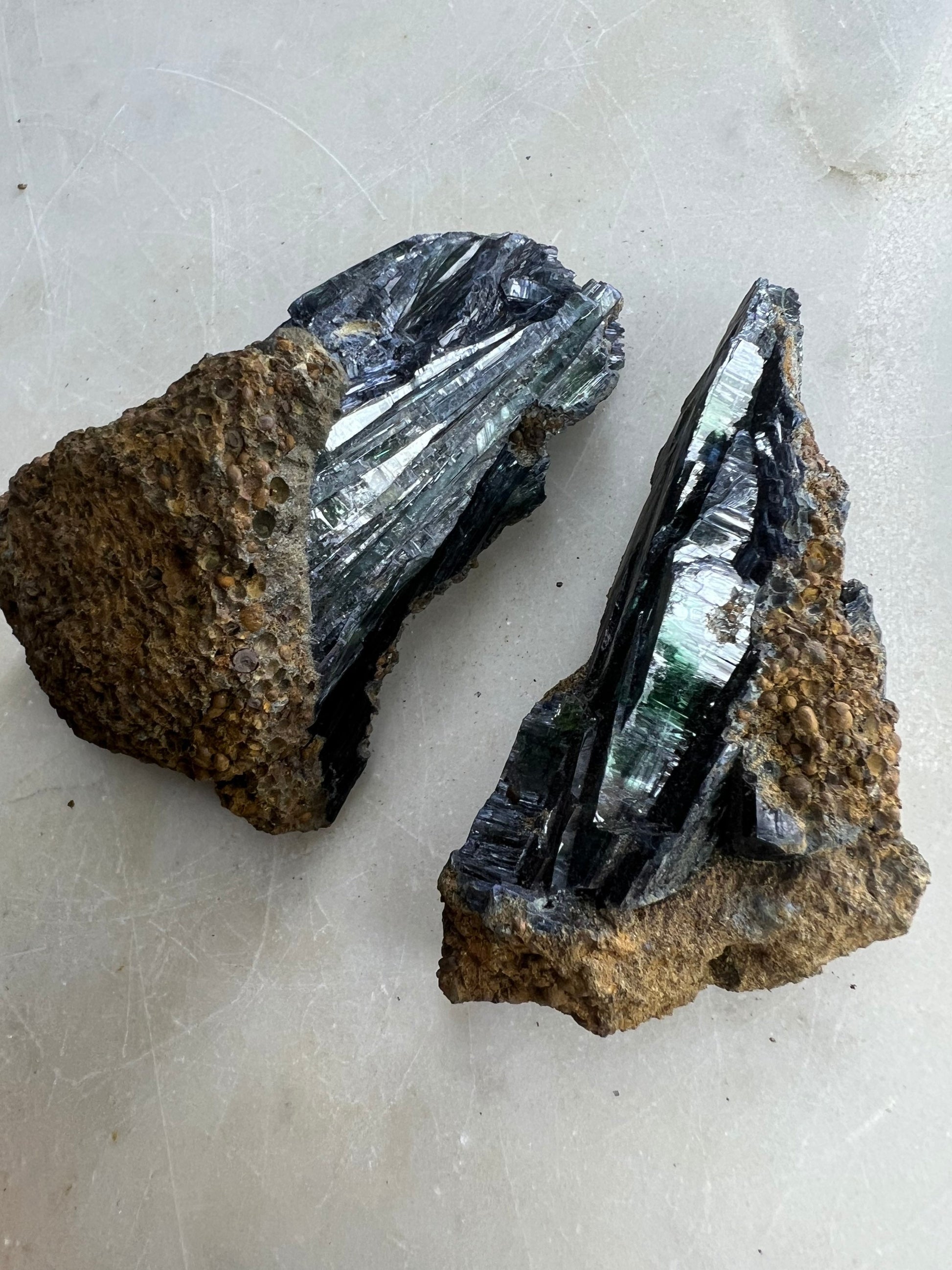 2vivianite clusters total weight 180grams