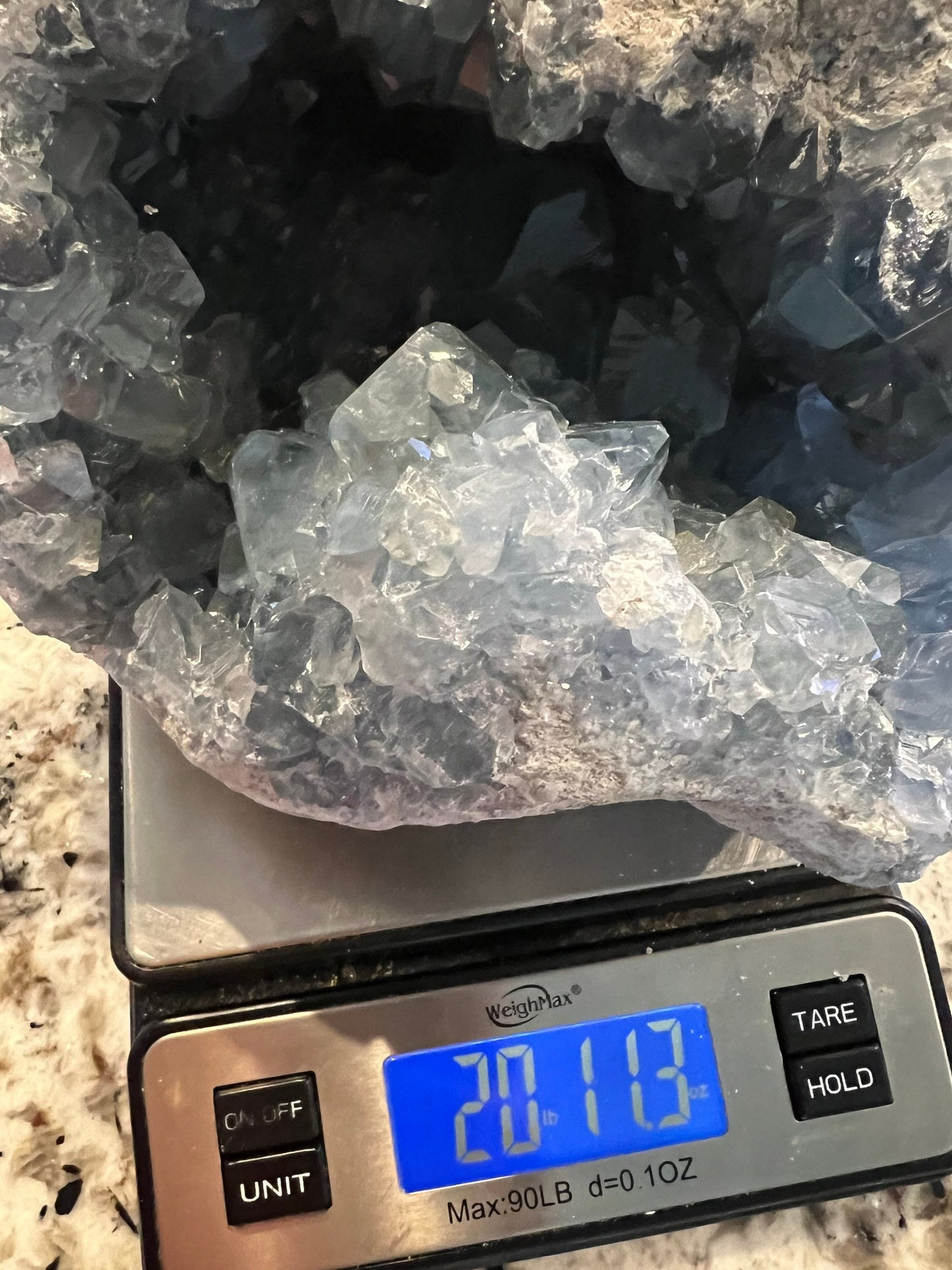 Celestite 20pounds 11oz