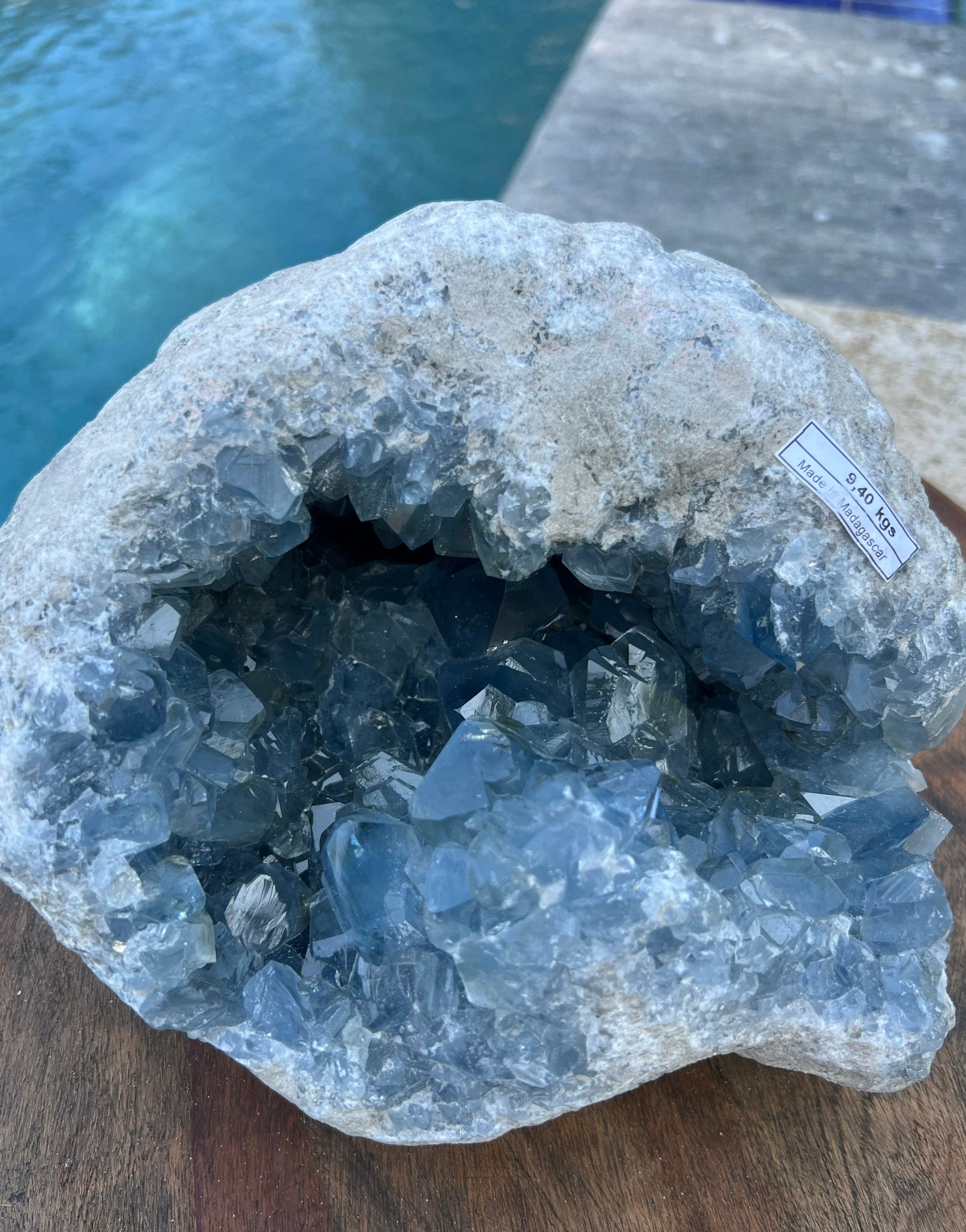 Celestite 20pounds 11oz