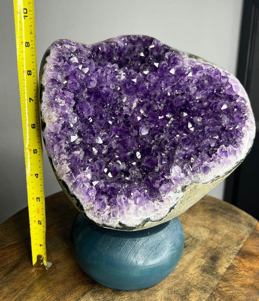 Amethysts total weight with stand 13 pounds 2oz .