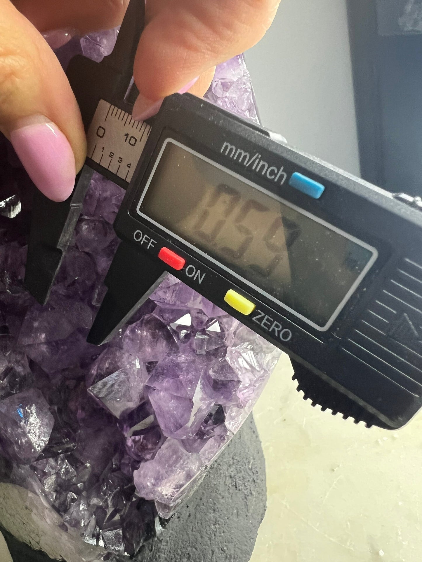 Amethyst 13 pounds 12oz