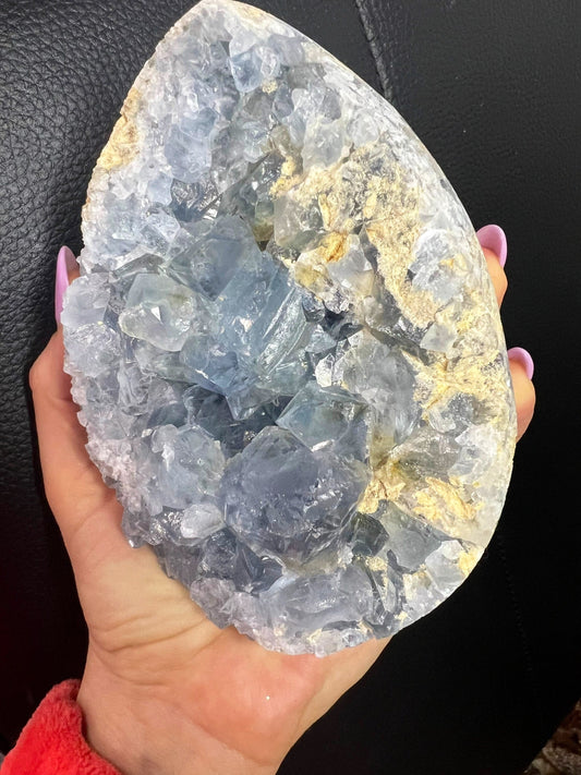Celestite 3 pounds 6oz