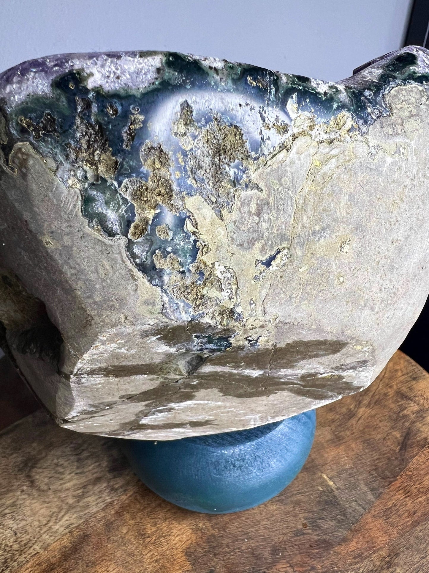 Amethysts total weight with stand 13 pounds 2oz .