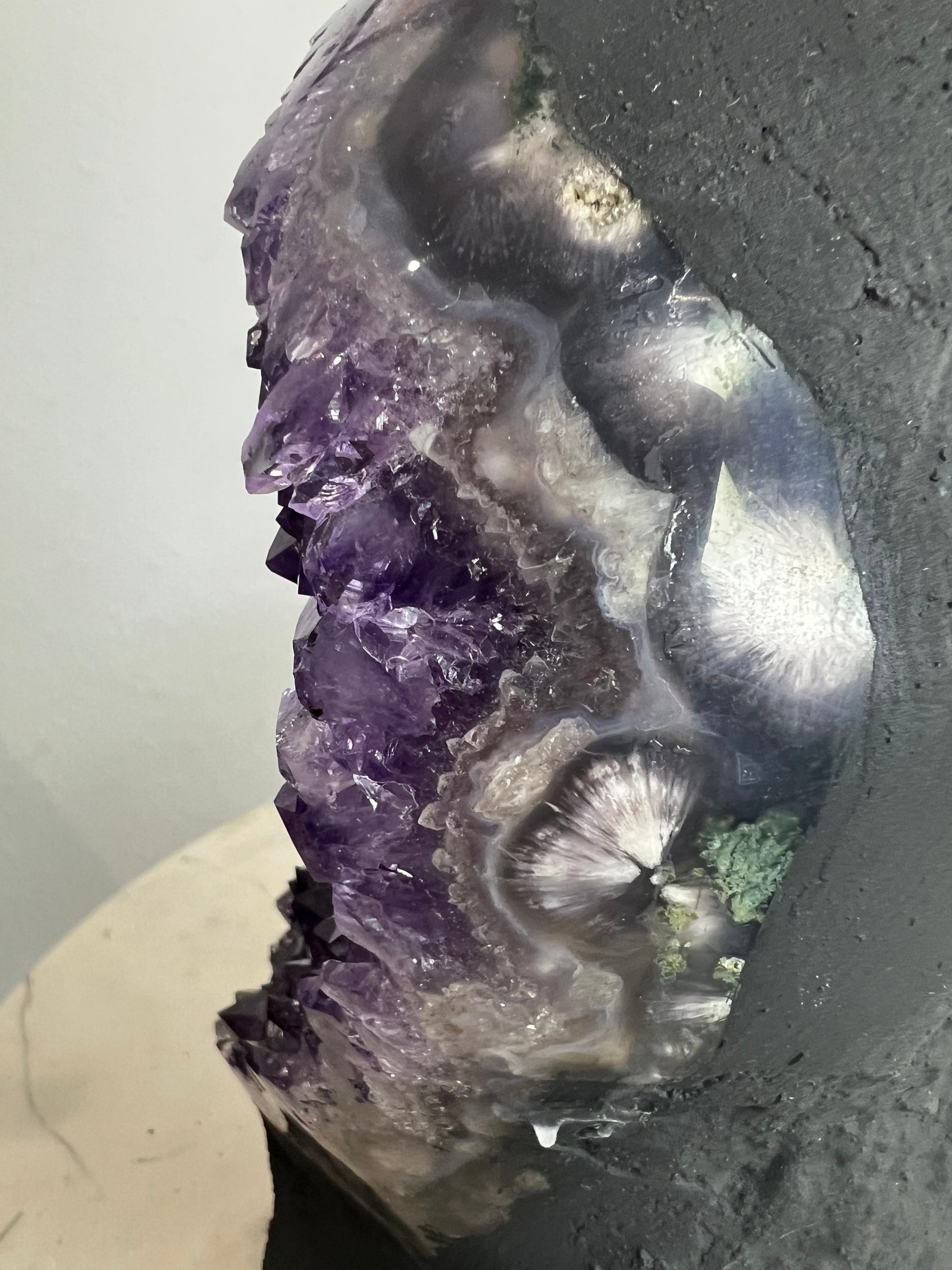 Amethyst 8pounds