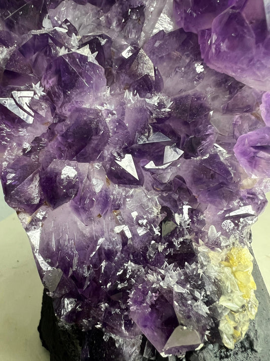 Amethyst 15pounds 1oz