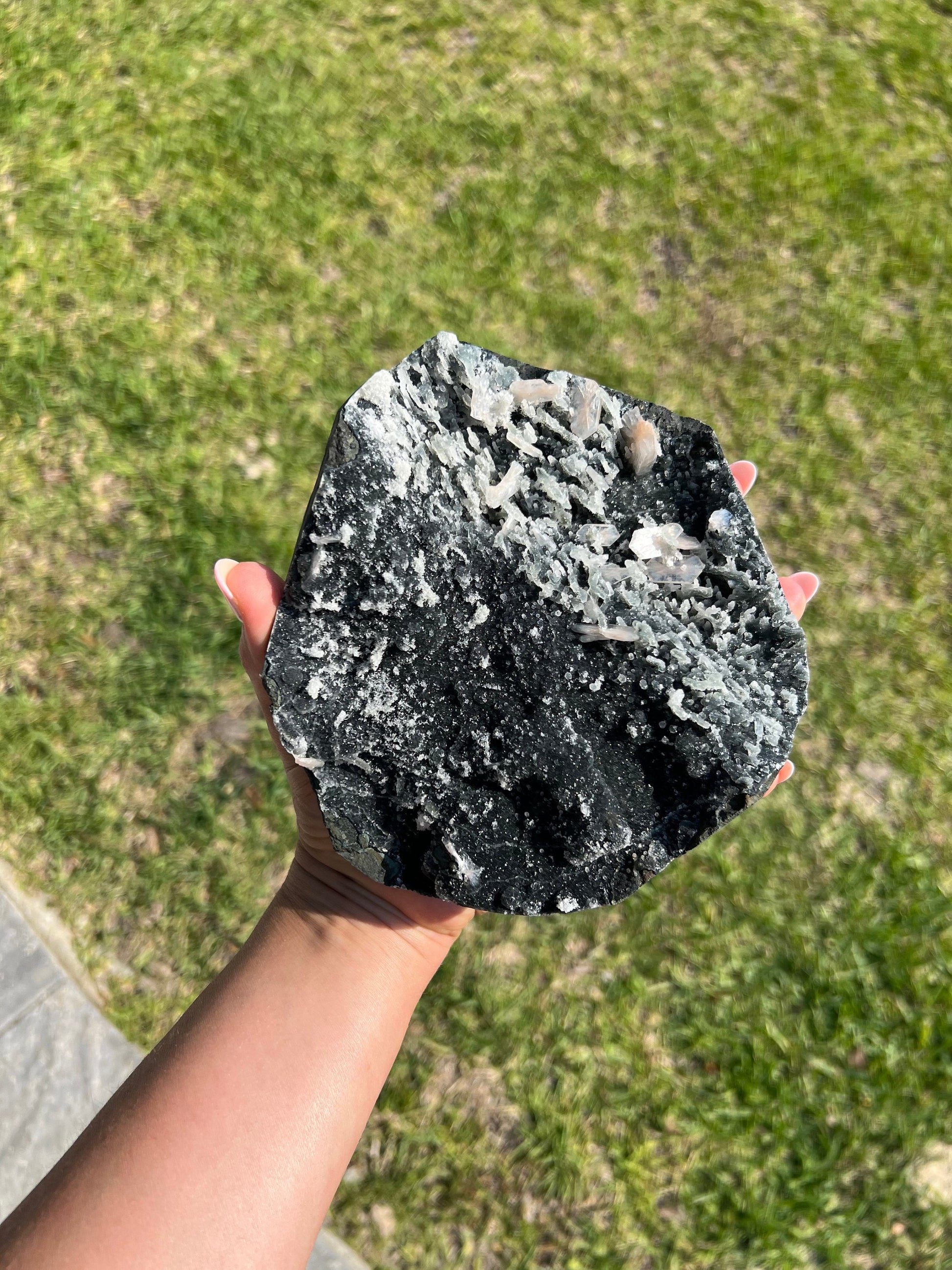 Black chalcedony with Stilbite crystal 2pounds 14oz