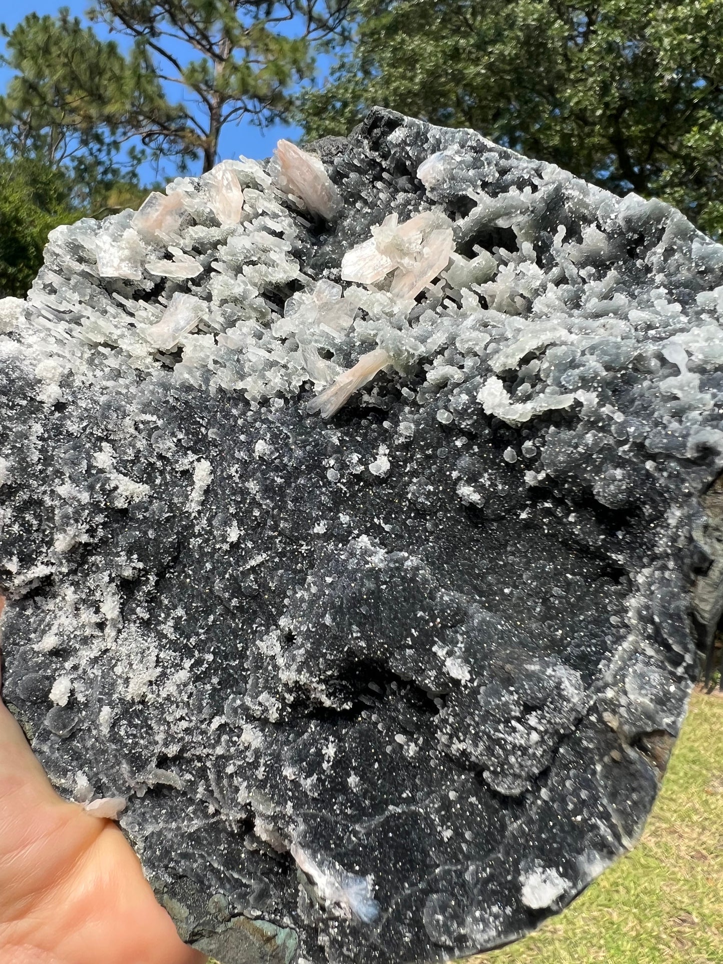 Black chalcedony with Stilbite crystal 2pounds 14oz