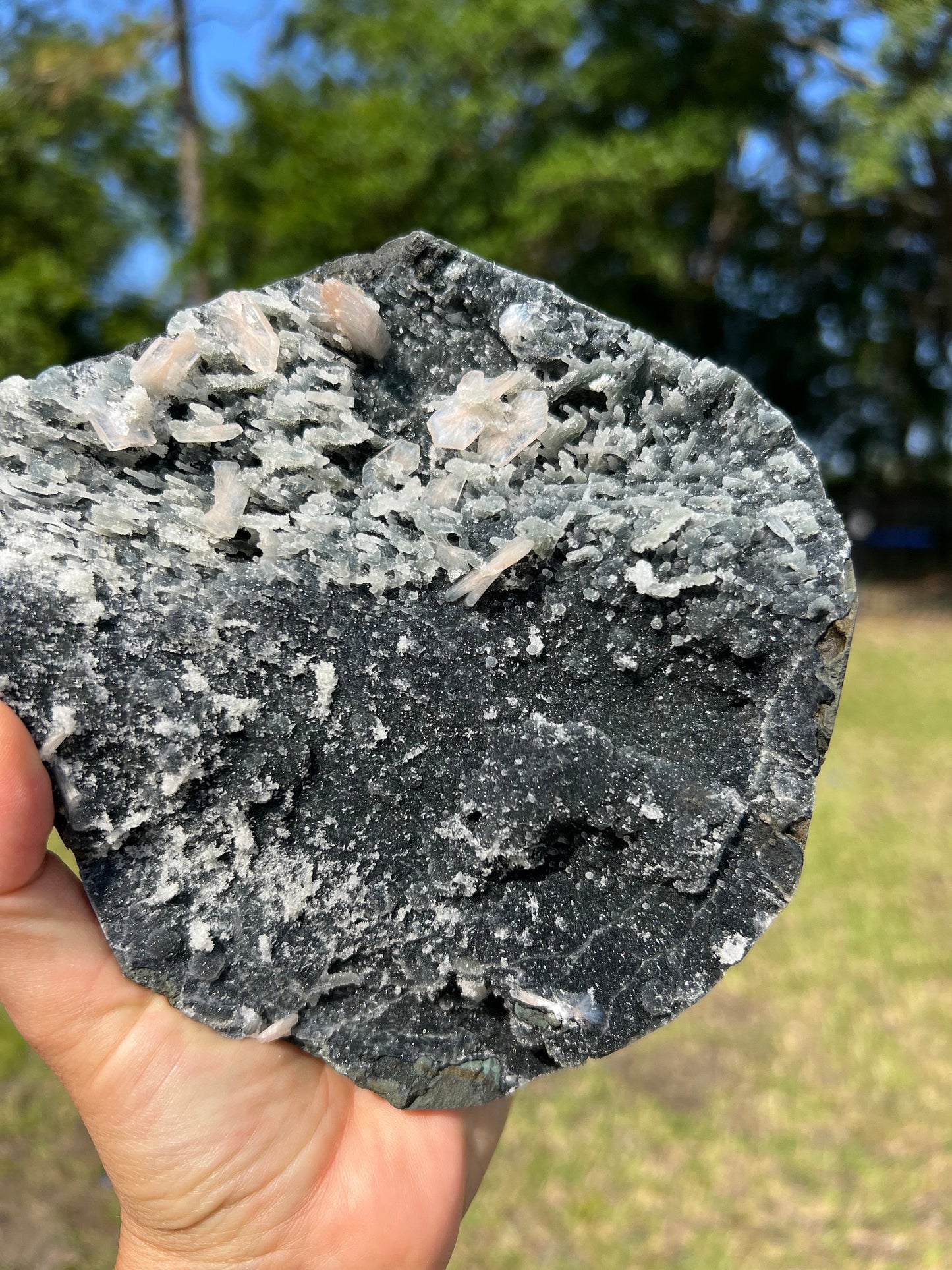 Black chalcedony with Stilbite crystal 2pounds 14oz